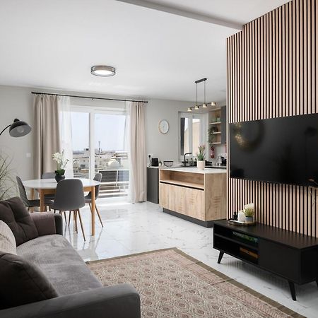 Modern 2Br Cosy Apartment With Large Terrace - Close To Manoel Island & Tigne Shopping Mall 슬리에마 외부 사진