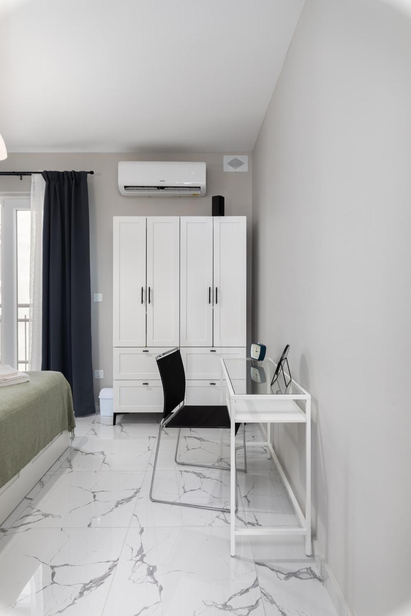 Modern 2Br Cosy Apartment With Large Terrace - Close To Manoel Island & Tigne Shopping Mall 슬리에마 외부 사진